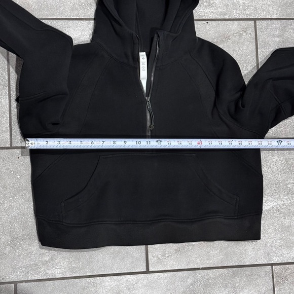 Lululemon Scuba Oversized Cropped Half Zip Hoodie Logo Athleisure M L Flawless - Picture 9 of 13